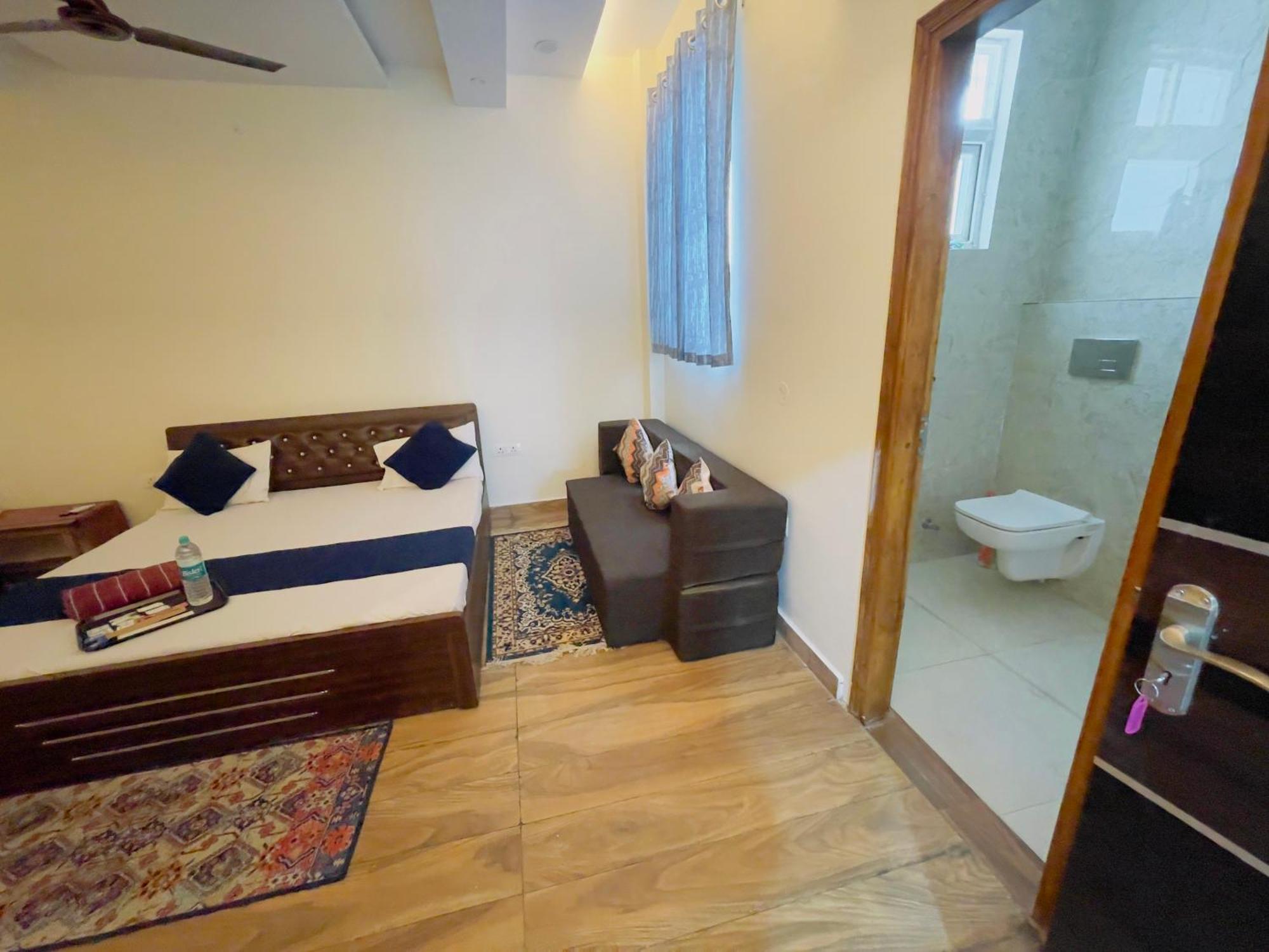 Atulyam Stays Sushant Golf City Lucknow Exterior foto
