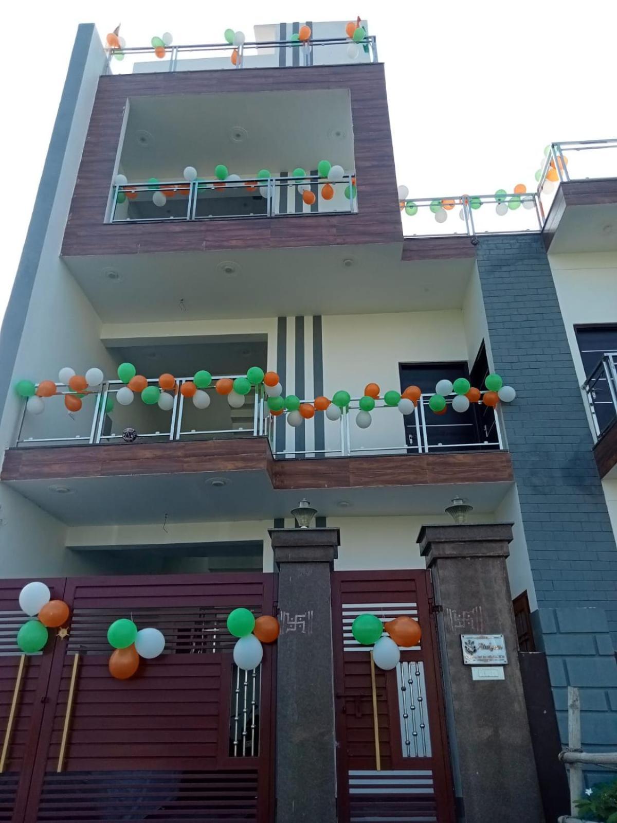 Atulyam Stays Sushant Golf City Lucknow Exterior foto