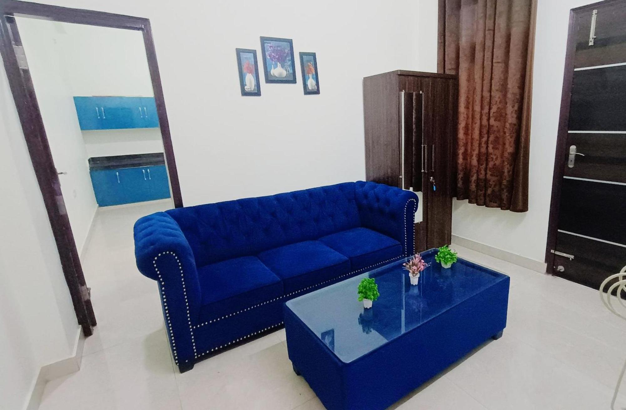 Atulyam Stays Sushant Golf City Lucknow Exterior foto